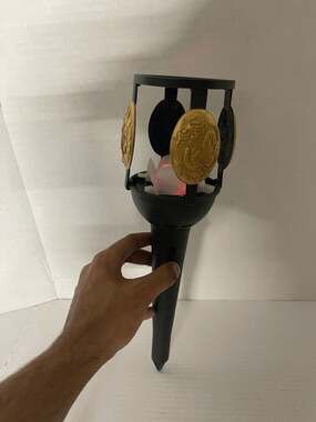 2002 Take One L.J. Liff & Associates Dragon and Lion Emblem Light-Up Torch